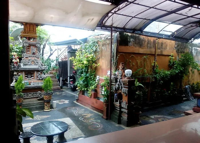 Hostal Bayudya *