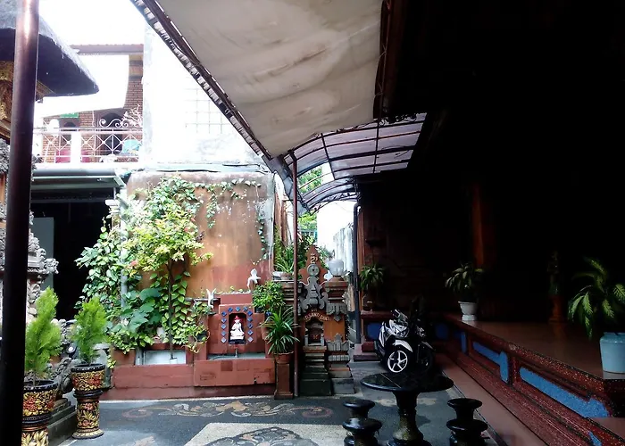 Hostal Bayudya *