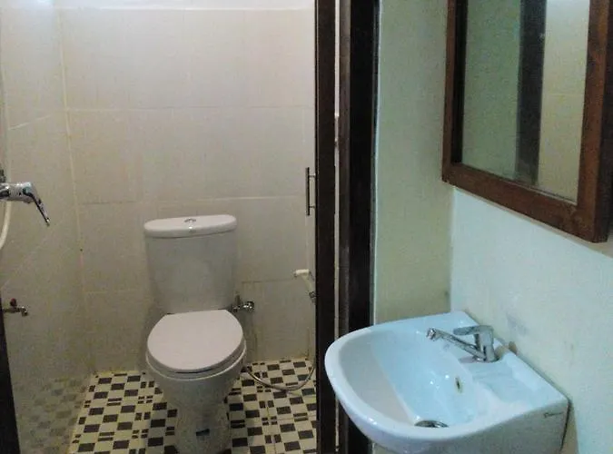 Hostal Bayudya *