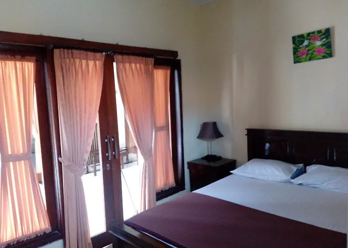 Hostal Bayudya *
