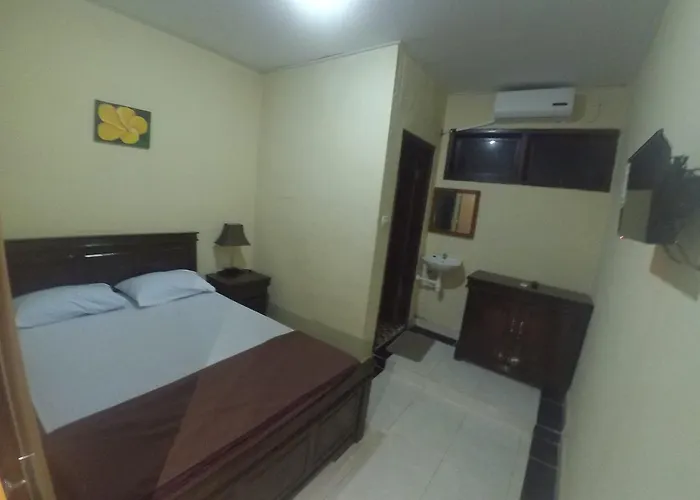 Hostal Bayudya *